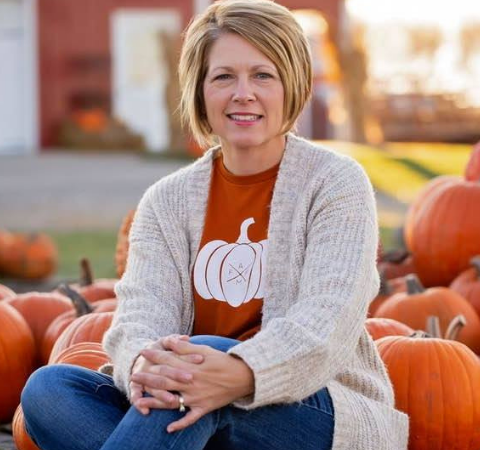 Pumpkin Farm Fun Helps Get Fall Holidays Underway!
